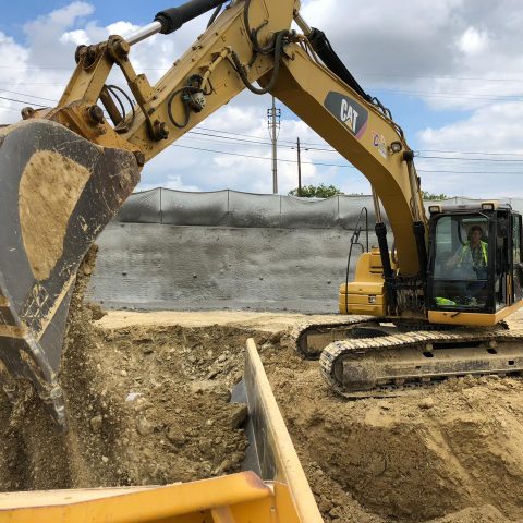 Terras Centro desaterro